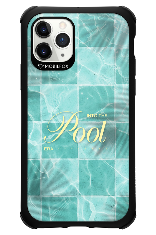 Into the Pool - Apple iPhone 11 Pro