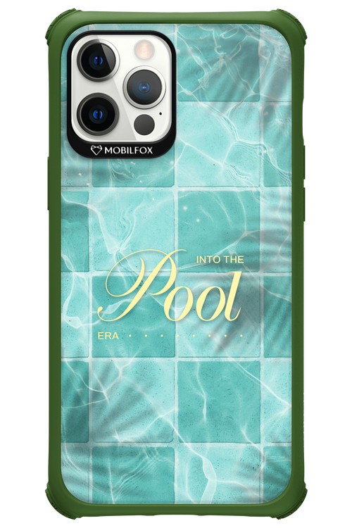 Into the Pool - Apple iPhone 12 Pro Max