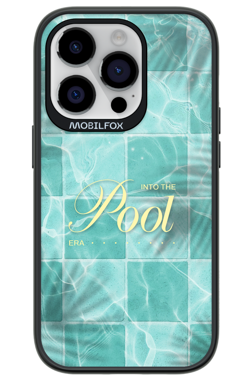 Into the Pool - Apple iPhone 14 Pro