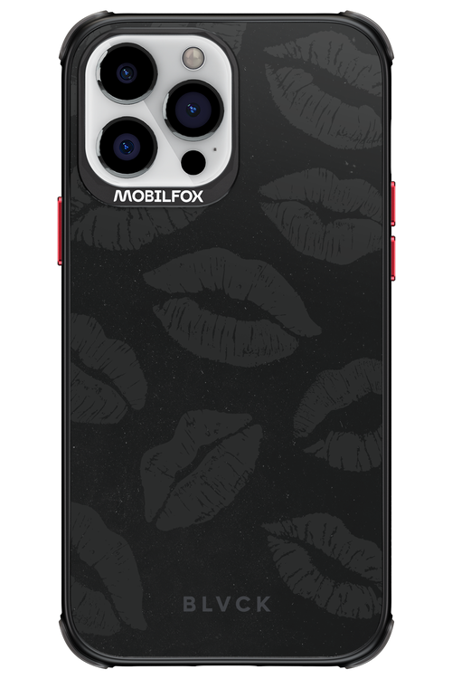 Dark Lips - Apple iPhone 13 Pro Max