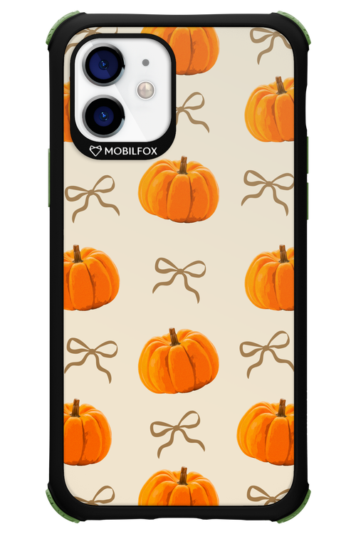 Cutie Pumpkin - Apple iPhone 12