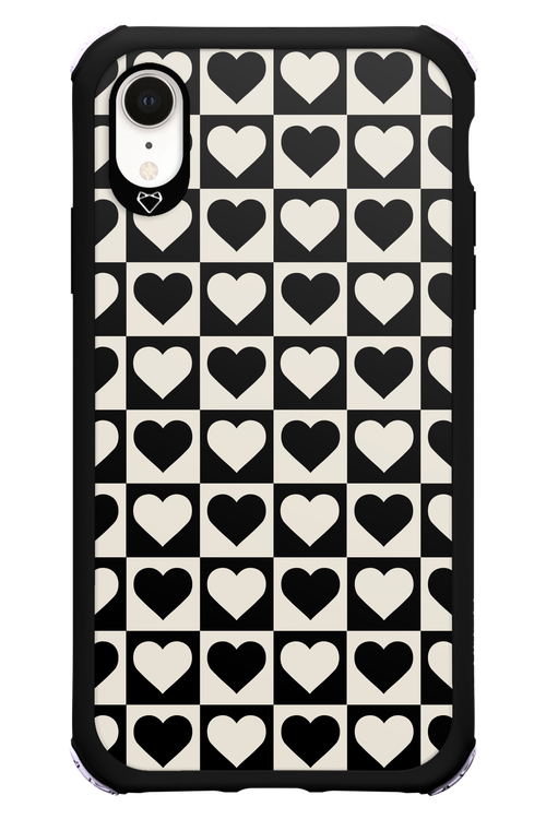 Checkered Heart - Apple iPhone XR