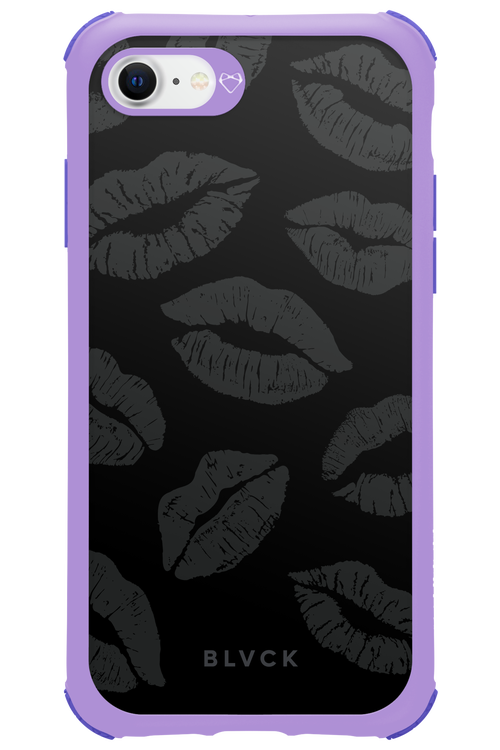 Dark Lips - Apple iPhone SE 2022