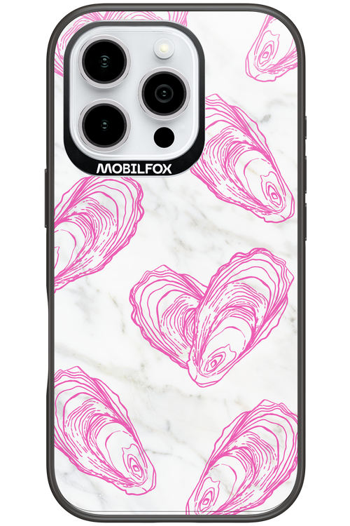 Shelly - Apple iPhone 16 Pro