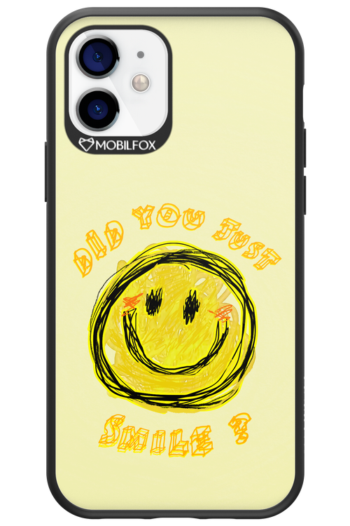 Crayon Smiley - Apple iPhone 12