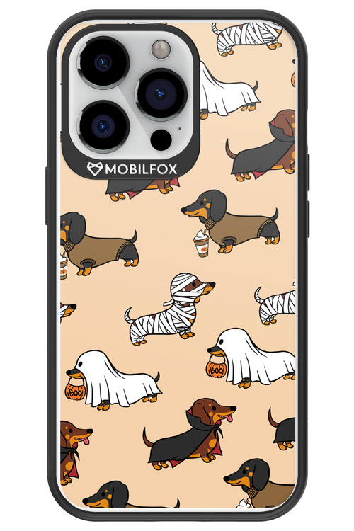 Scary Dachshund - Apple iPhone 13 Pro
