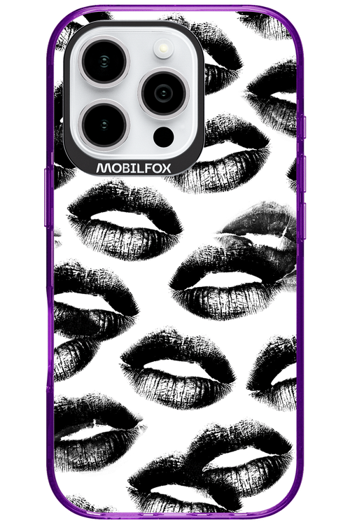 Ghost Kiss 2.0 - Apple iPhone 16 Pro