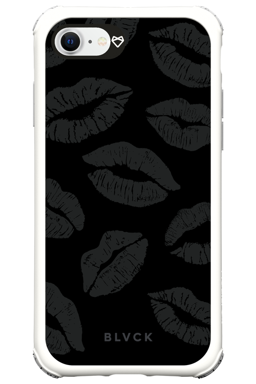 Dark Lips - Apple iPhone SE 2022