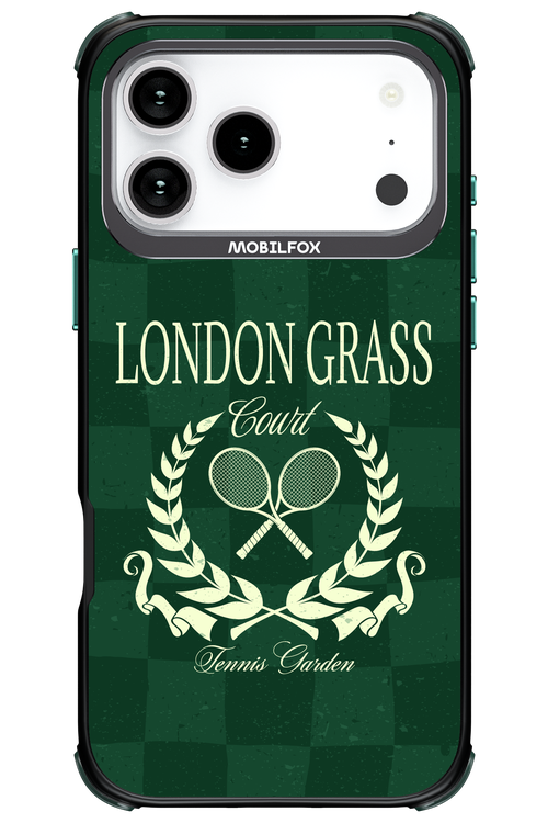 London Grass Court Garden 2.0 - Apple iPhone 17 Pro Max