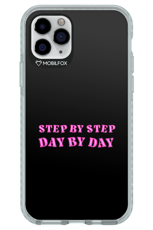 Step by Step Black - Apple iPhone 11 Pro