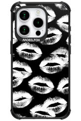 Ghost Kiss Black - Apple iPhone 15 Pro