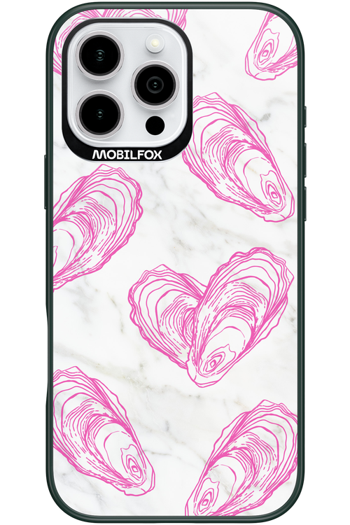 Shelly - Apple iPhone 16 Pro Max