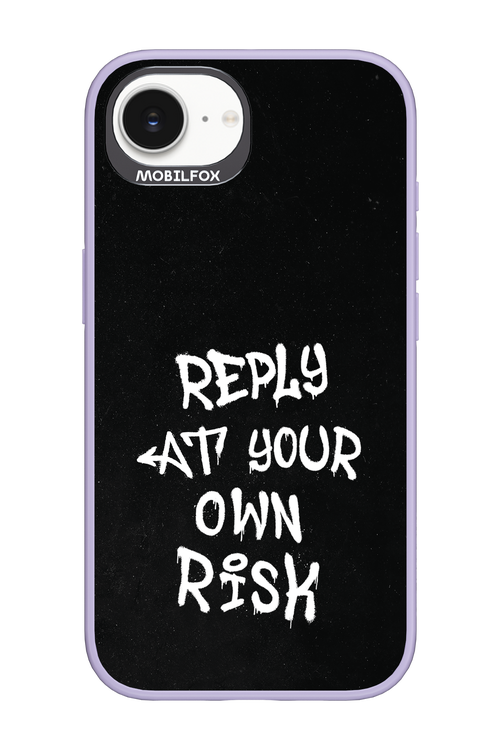 Risk Black - Apple iPhone 16e