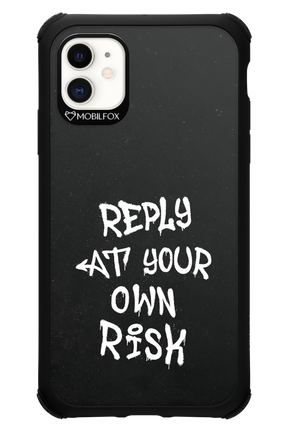 Risk Black - Apple iPhone 11