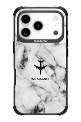 International Love II - Apple iPhone 17 Pro