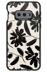 Monochrome Flowerss - Samsung Galaxy S10e