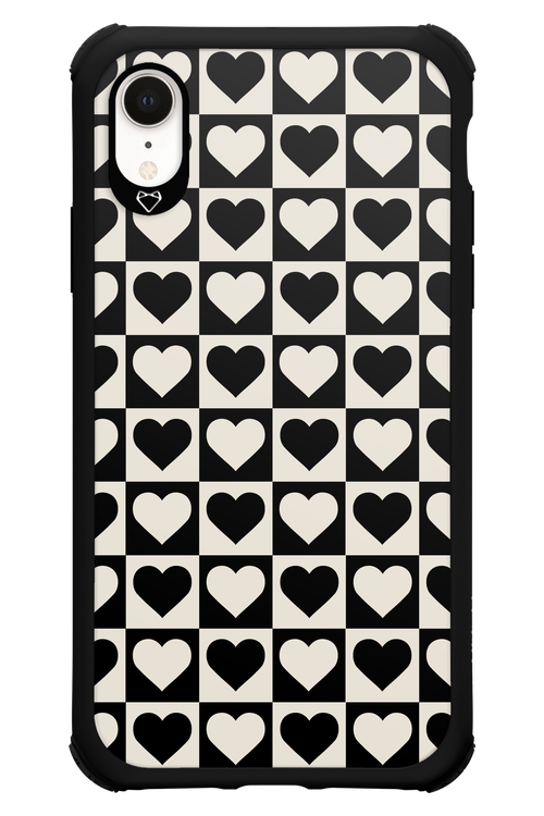 Checkered Heart - Apple iPhone XR