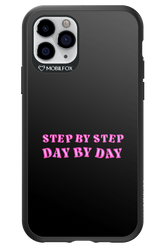 Step by Step Black - Apple iPhone 11 Pro