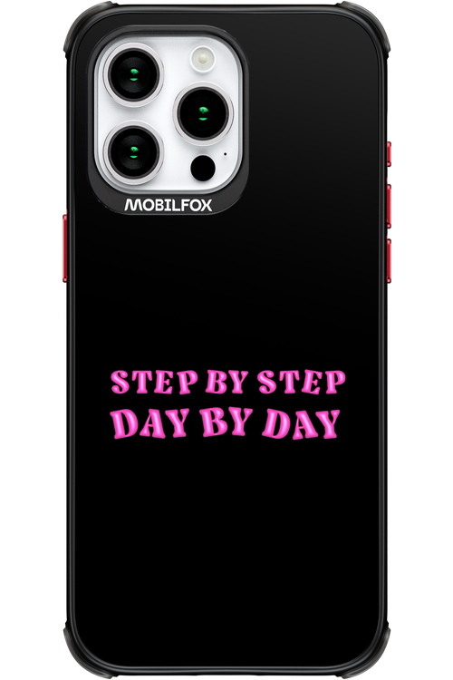 Step by Step Black 2.0 - Apple iPhone 15 Pro Max