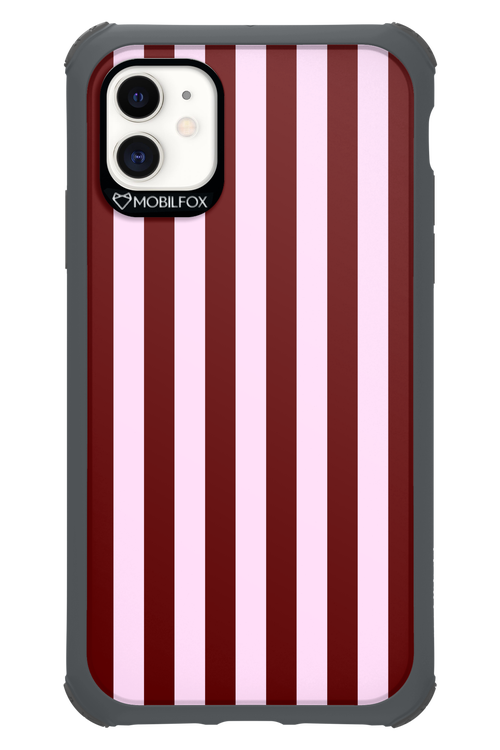 Circus Romance - Apple iPhone 11