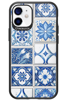 Antique - Apple iPhone 12 Mini