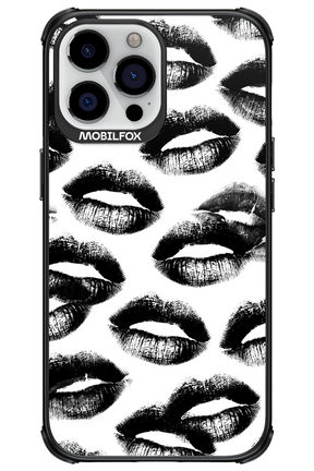 Ghost Kiss - Apple iPhone 13 Pro Max