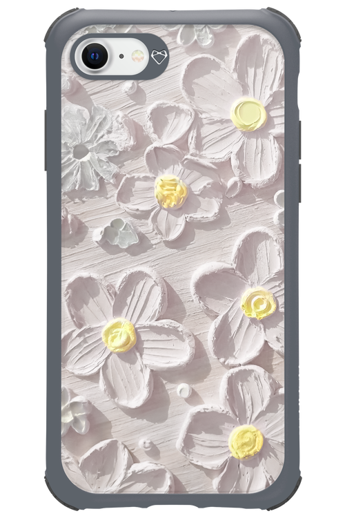 White Flowers - Apple iPhone 7