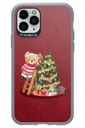 Christmas Bear (Burgundy) - Apple iPhone 11 Pro
