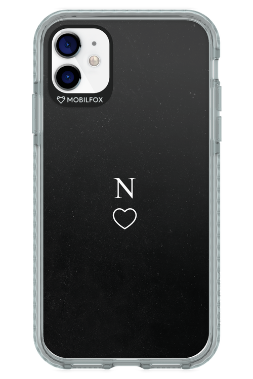 N Black - Apple iPhone 11