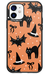 Cat & Bat - Apple iPhone 12