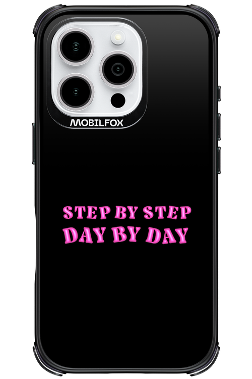Step by Step Black 2.0 - Apple iPhone 16 Pro