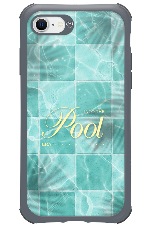 Into the Pool - Apple iPhone 8