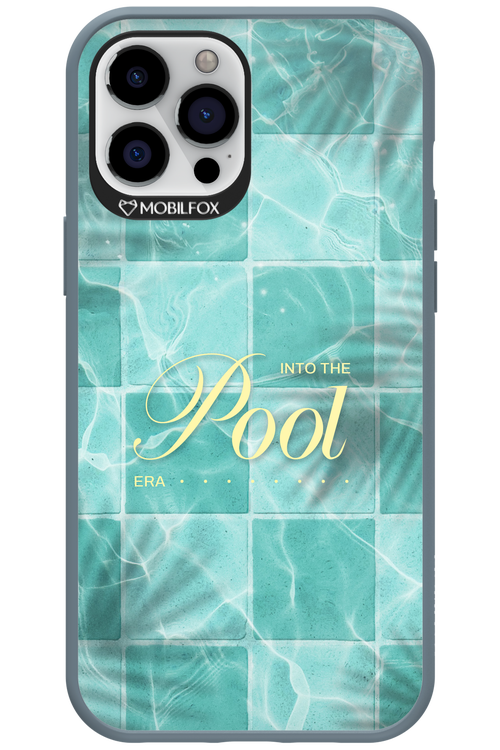 Into the Pool - Apple iPhone 12 Pro Max