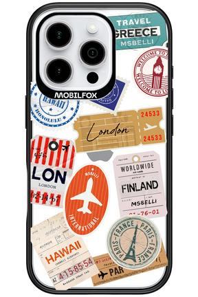 Pro Traveler - Apple iPhone 16 Pro