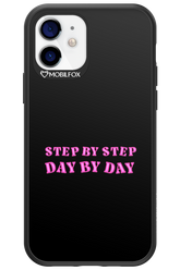 Step by Step Black - Apple iPhone 12