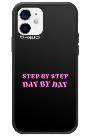 Step by Step Black - Apple iPhone 12