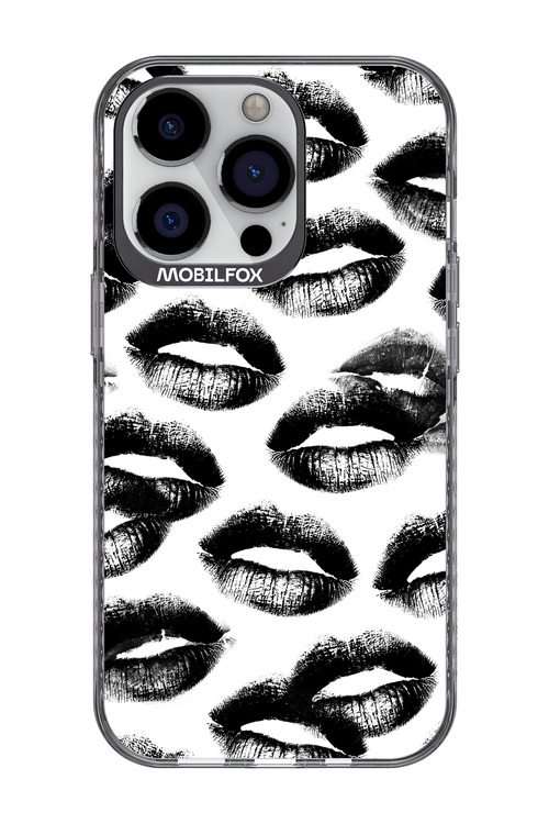 Ghost Kiss - Apple iPhone 13 Pro