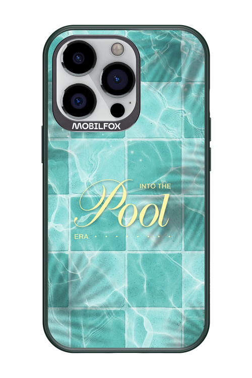 Into the Pool - Apple iPhone 13 Pro