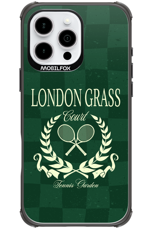 London Grass Court Garden 2.0 - Apple iPhone 16 Pro Max