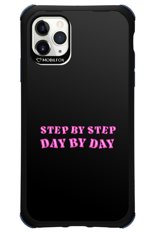 Step by Step Black - Apple iPhone 11 Pro Max