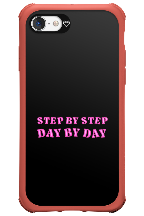 Step by Step Black - Apple iPhone 7