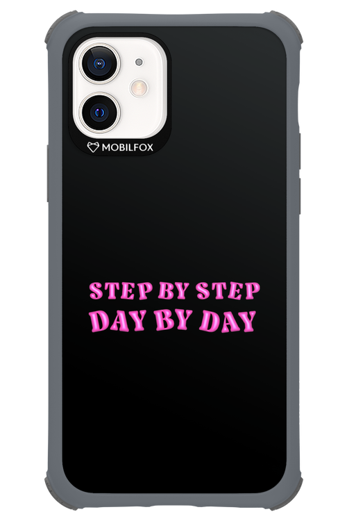 Step by Step Black - Apple iPhone 12