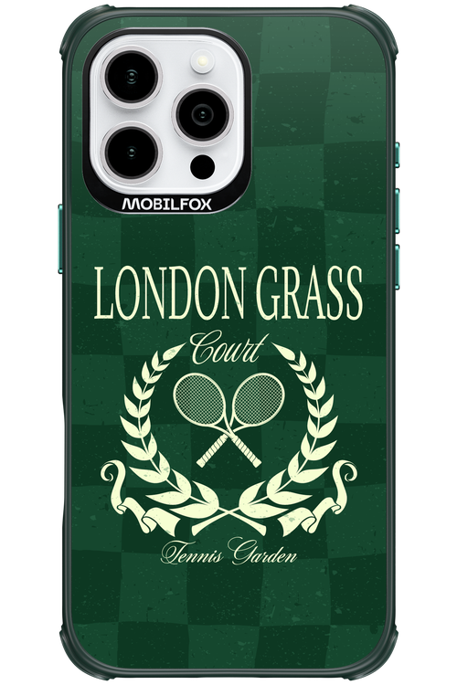 London Grass Court Garden 2.0 - Apple iPhone 16 Pro Max