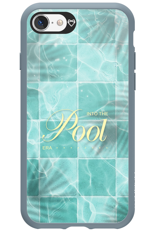 Into the Pool - Apple iPhone SE 2022