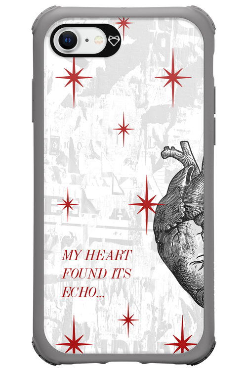 Her Heart - Apple iPhone SE 2022