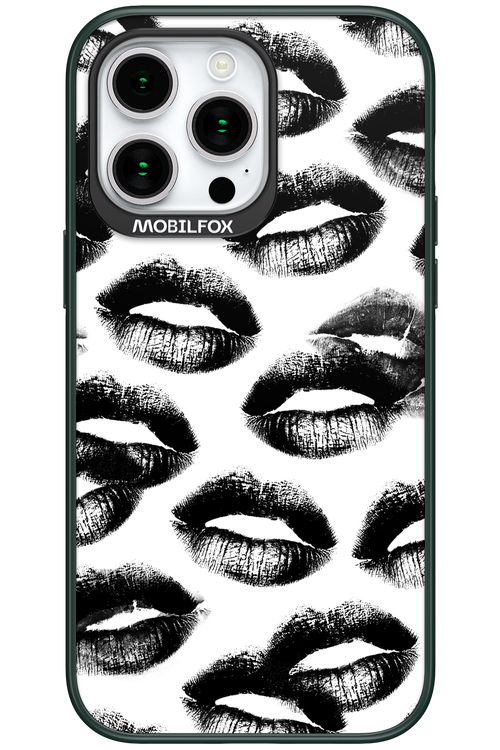 Ghost Kiss 2.0 - Apple iPhone 15 Pro Max