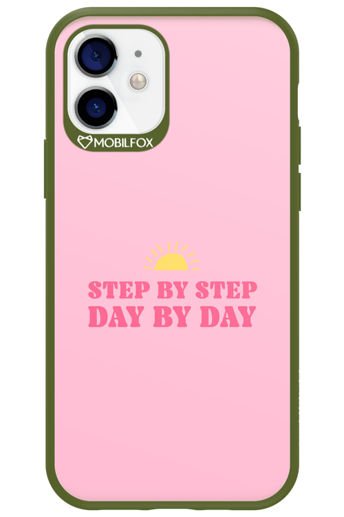 Step by Step 2.0 - Apple iPhone 12