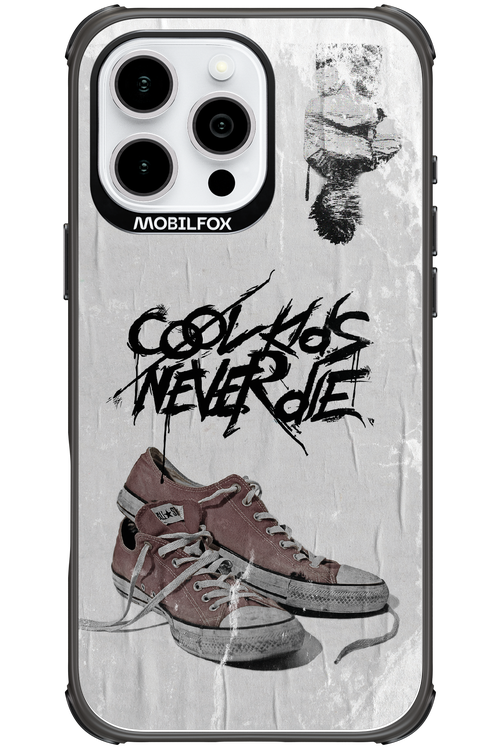 CKND - Apple iPhone 16 Pro Max