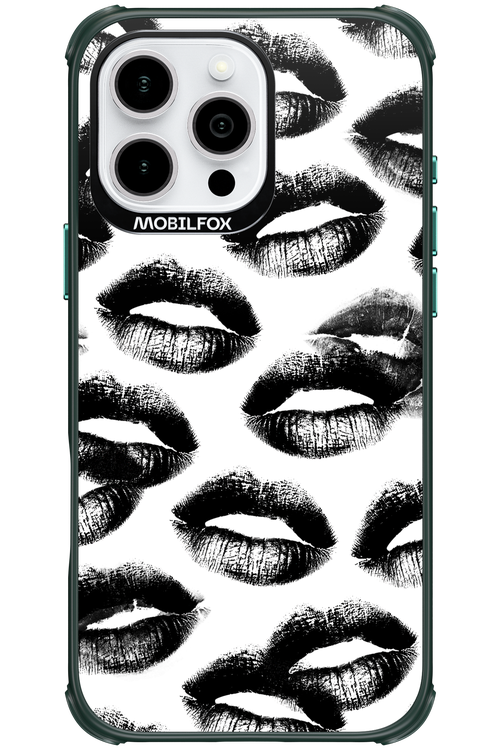Ghost Kiss 2.0 - Apple iPhone 16 Pro Max