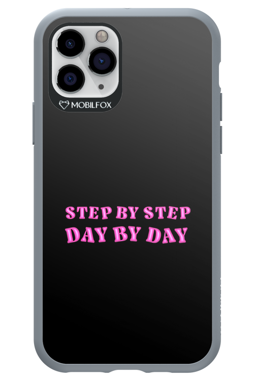 Step by Step Black 2.0 - Apple iPhone 11 Pro